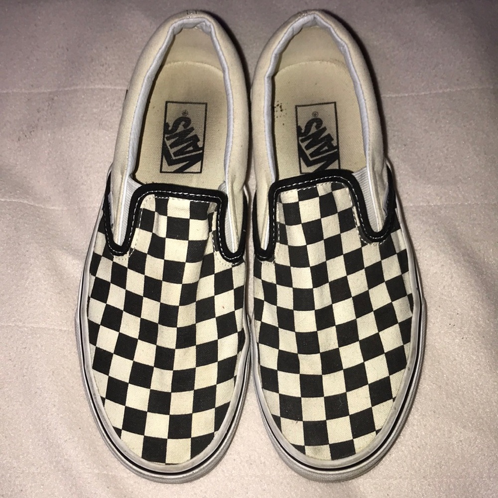 black and white checkered vans